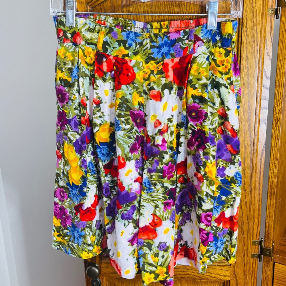 Vintage Details Floral Rayon Shorts Womens Large High Rise Pleated Multicolor